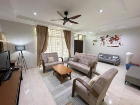 Cornerlot Comfy Home in Juru Autocity & Icon city